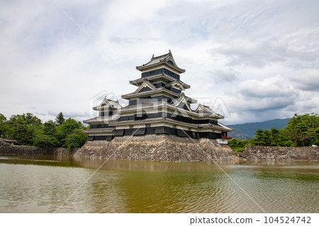 Matsumoto Castle (Nagano) 104524742