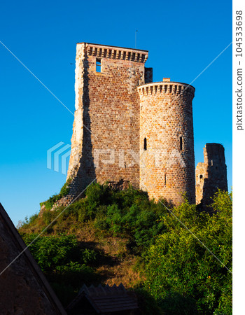 building, ruins, castle 104533698