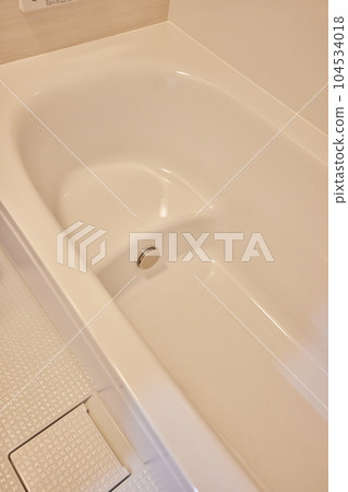 Unit bath, bathroom, bath, bathroom monitor Unit bath, bathroom, bath, bathroom monitor 104534018