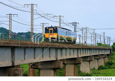 [JR West Japan] Series Kiha 187 "Super Matsukaze" (San'in Main Line: Higashiyama Park - Houki Oyama) 104538324