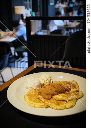 apple cinnamon pancake apple cinnamon pancake 104538623