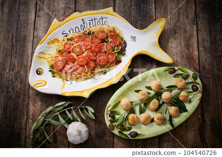 spaghetti party 104540726