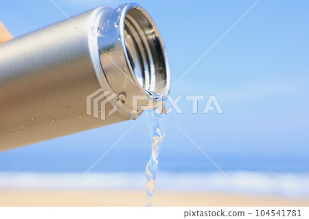 水壺 水壺 104541781