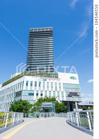 Kumamoto Station The view from the square in front of the Shirakawaguchi (East Exit) of Kumamoto Station with the blue sky in the background (Kumamoto City) Kumamoto Station The view from the square in front of the Shirakawaguchi (East Exit) of Kumamoto Station with the blue sky in the background (Kumamoto City) 104546558