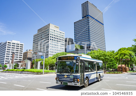 榮、中區、名古屋市錦通久屋十字路口、名古屋市營巴士 榮、中區、名古屋市錦通久屋十字路口、名古屋市營巴士 104546935