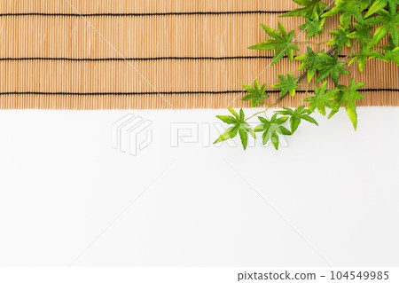 Blue autumn leaves and bamboo blinds white background background material (summer image) Blue autumn leaves and bamboo blinds white background background material (summer image) 104549985