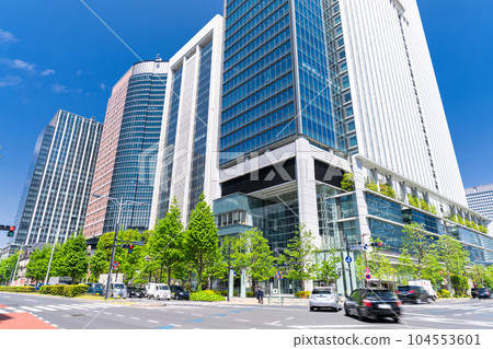 《Tokyo》Marunouchi business district in early summer 《Tokyo》Marunouchi business district in early summer 104553601