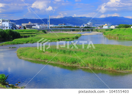 View from Inagawa (Itami City, Hyogo Prefecture) to Mt. Rokuka and Mt. Minoh View from Inagawa (Itami City, Hyogo Prefecture) to Mt. Rokuka and Mt. Minoh 104555403
