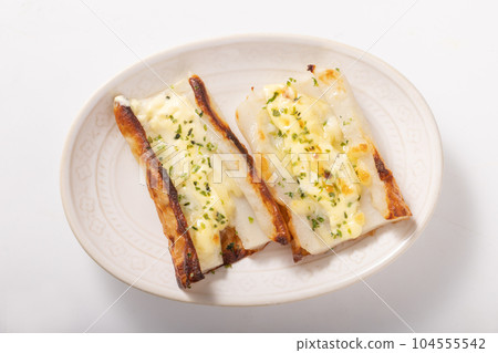 Chikuwa Grilled with Cheese and Mayonnaise 104555542
