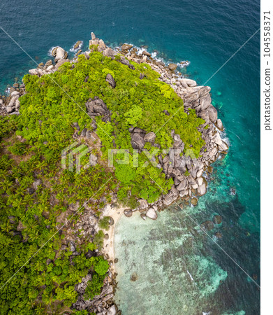 Aerial view of Freedom Beach and Taa Toh Lagoon Beach in koh Tao, Thailand 104558371