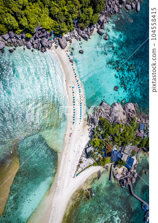Aerial view of Koh Nang Yuan island in koh Tao, Thailand Aerial view of Koh Nang Yuan island in koh Tao, Thailand 104558415
