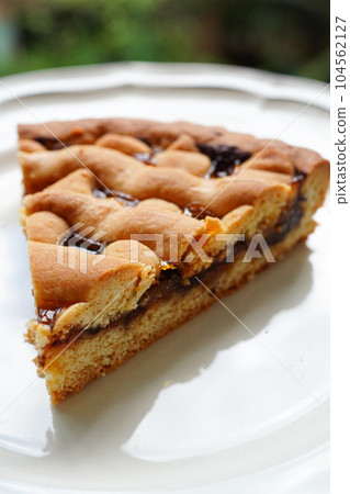 Crostata Traditional Italian confectionery Italian jam tart Crostata Traditional Italian confectionery Italian jam tart 104562127