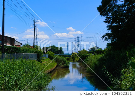 埼玉縣吉川市大場川沿岸風景 2023 年 7 月 埼玉縣吉川市大場川沿岸風景 2023 年 7 月 104562331