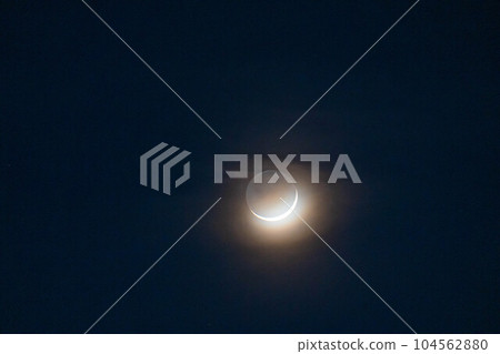 [月亮素材] Earthshine 月亮和松本平夜景 [長野縣] 104562880