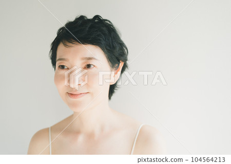 女生 女孩 女性 104564213