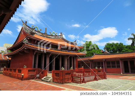 台灣最古老的孔廟（建於1665年）：台南孔廟大成殿 104564351