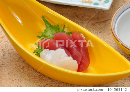Japanese sashimi Japanese sashimi 104565142