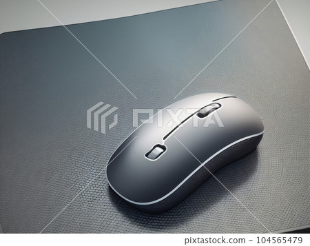AI image Image of mouse and mouse pad AI image Image of mouse and mouse pad 104565479