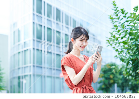 女人走路 104565852