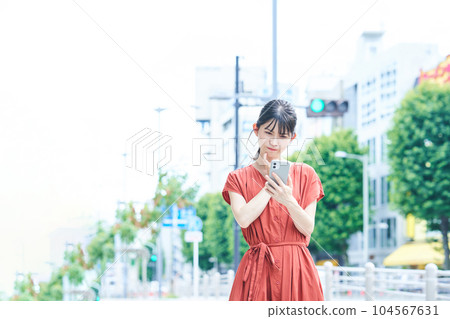 Women walking Women walking 104567631