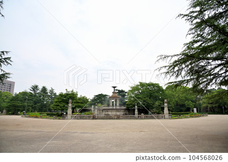 《愛知縣》名古屋市鶴舞公園噴泉塔 《愛知縣》名古屋市鶴舞公園噴泉塔 104568026