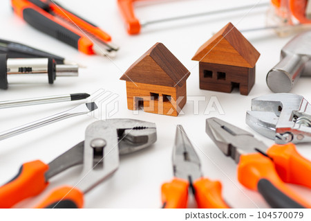 tool set and house 104570079