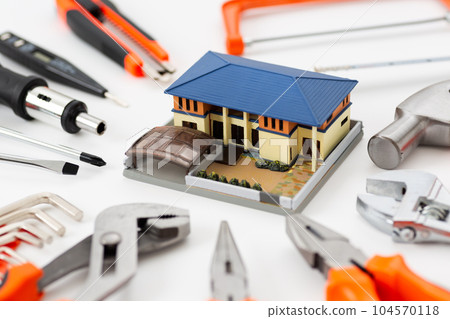tool set and house tool set and house 104570118