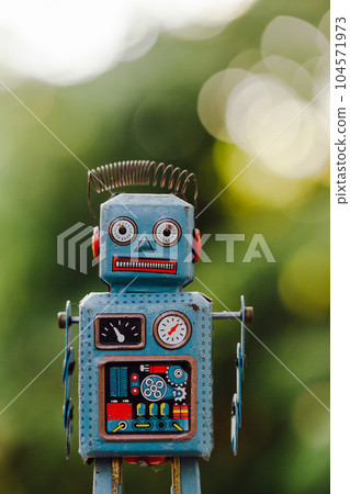 Vintage tin toy robot 104571973