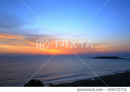 Miyazaki City Aoshima sunrise scenery 104572732