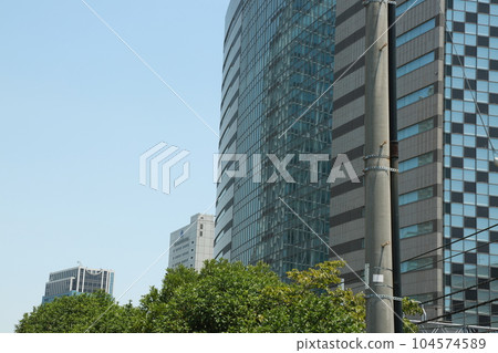 I walked down the back street of Kawasaki station west exit 104574589