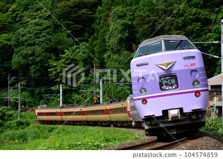 381 L系列限速快車Yakumo 7都在線上運行 104574859