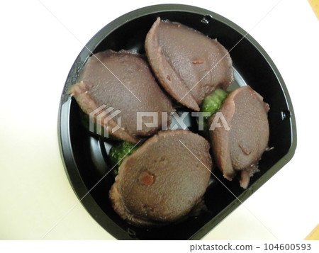 Japanese confectionery 104600593