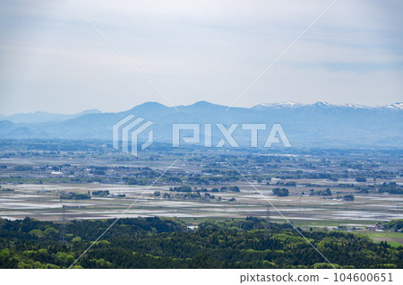 Countryside scenery in the suburbs Countryside scenery in the suburbs 104600651