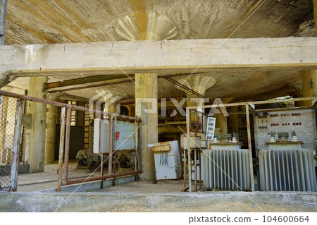 Thickener at the site of the Mikobata Ore Processing Site (Asago City, Hyogo Prefecture) 104600664