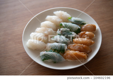 鱸魚壽司 104602196