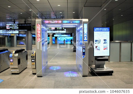 JR大阪站梅北地下口人臉識別門 104607635
