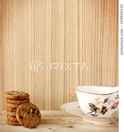 Many Yummy Cream Cookies were displayed to look so tasty and for the best healthy foods and quick easy food composition. Dessert Concept. 104608410