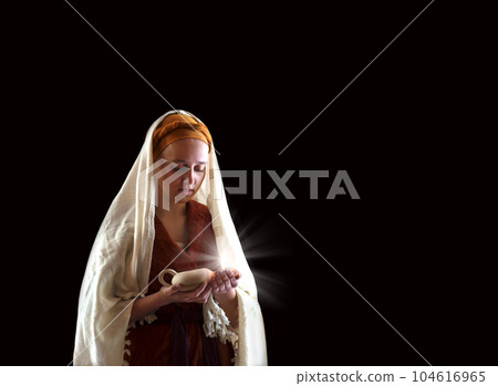 Young pretty gitj whith candle Young pretty gitj whith candle 104616965