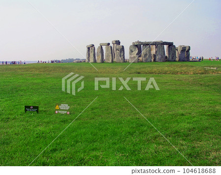 英國索爾茲伯里古遺址巨石陣 104618688