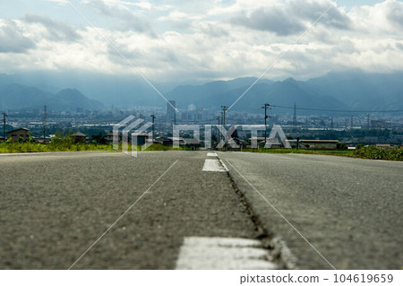 直路和山形市 直路和山形市 104619659