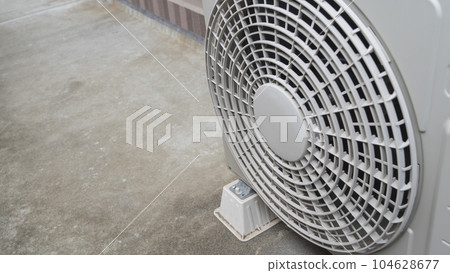 Outdoor unit of air conditioner Outdoor unit of air conditioner 104628677