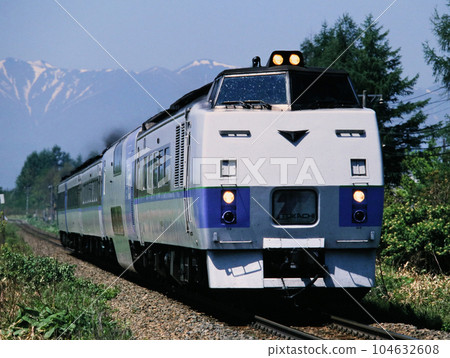 Nostalgic Hokkaido Train Kiha 183 Limited Express Tokachi 104632608