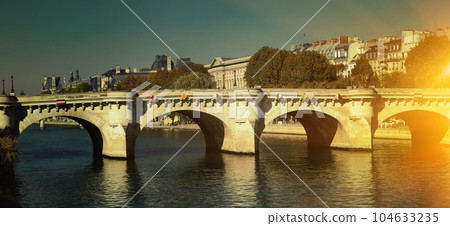 Pont Neuf, Paris, France Pont Neuf, Paris, France 104633235