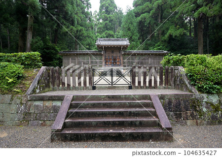 Emperor Gouda Rengebu-ji Mausoleum (Kitasaga Asaharayamacho, Ukyo Ward, Kyoto City, Kyoto Prefecture) Emperor Gouda Rengebu-ji Mausoleum (Kitasaga Asaharayamacho, Ukyo Ward, Kyoto City, Kyoto Prefecture) 104635427