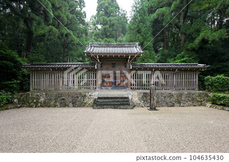 Emperor Gouda Rengebu-ji Mausoleum (Kitasaga Asaharayamacho, Ukyo Ward, Kyoto City, Kyoto Prefecture) Emperor Gouda Rengebu-ji Mausoleum (Kitasaga Asaharayamacho, Ukyo Ward, Kyoto City, Kyoto Prefecture) 104635430
