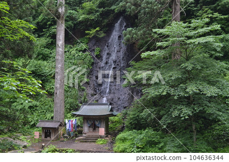 羽黑山、牧川、須賀瀑布 104636344