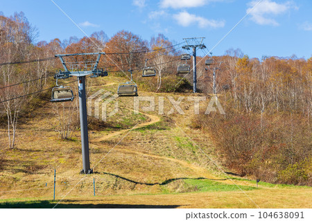 Yuzawa Town, Niigata, Tashiro Plateau with autumn leaves Yuzawa Town, Niigata, Tashiro Plateau with autumn leaves 104638091