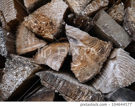 堆積的木柴 堆積的木柴 104644577