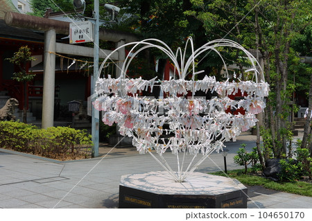 Kanda Shrine's Omikuji rack, heart-shaped, Sotokanda, Chiyoda-ku, Tokyo Kanda Shrine's Omikuji rack, heart-shaped, Sotokanda, Chiyoda-ku, Tokyo 104650170