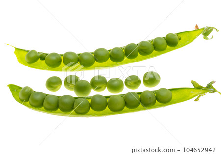 green peas isolated green peas isolated 104652942